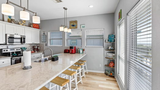 Gilchrist 2-story, 4-bed 1149 Alex Drive-idx