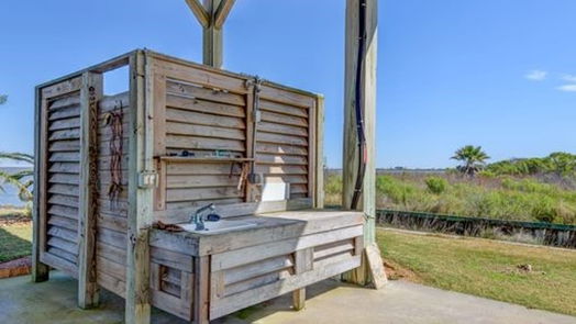 Gilchrist null-story, 2-bed 1038 Elizabeth Street-idx