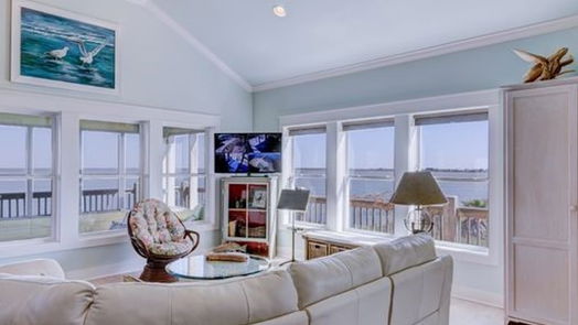 Gilchrist null-story, 2-bed 1038 Elizabeth Street-idx