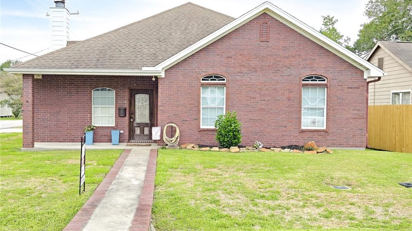 Nederland 1-story, 3-bed 2224 Avenue E-idx