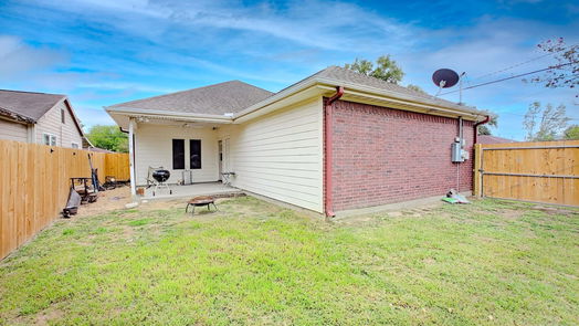 Nederland 1-story, 3-bed 2224 Avenue E-idx