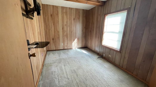Nederland 1-story, 2-bed 2403 Avenue F-idx