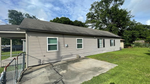 Nederland 1-story, 2-bed 2403 Avenue F-idx