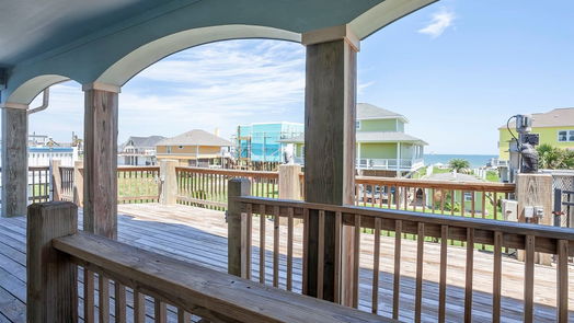 Crystal Beach 2-story, 3-bed 2100 Mills-idx