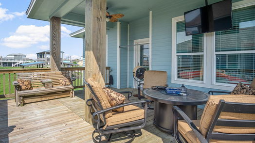 Crystal Beach 2-story, 3-bed 901 Sea Spray Drive-idx