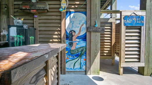 Crystal Beach 2-story, 3-bed 901 Sea Spray Drive-idx