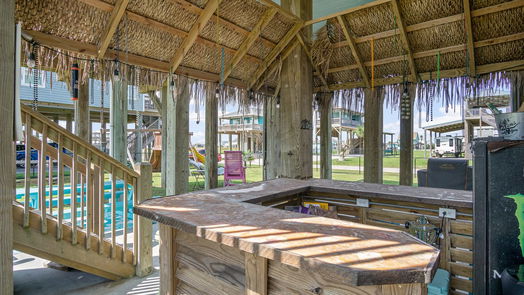 Crystal Beach 2-story, 3-bed 901 Sea Spray Drive-idx