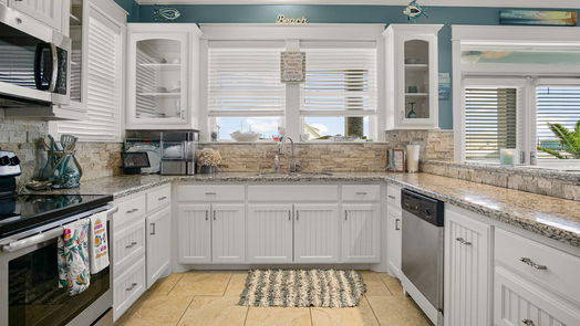 Crystal Beach 2-story, 3-bed 901 Sea Spray Drive-idx