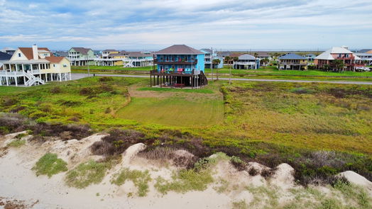 Crystal Beach 2-story, 4-bed 3180 Gulf Castle Drive-idx