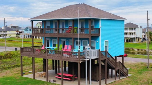 Crystal Beach 2-story, 4-bed 3180 Gulf Castle Drive-idx