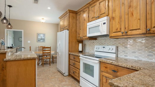 Crystal Beach null-story, 3-bed 923 Seadrift Drive-idx