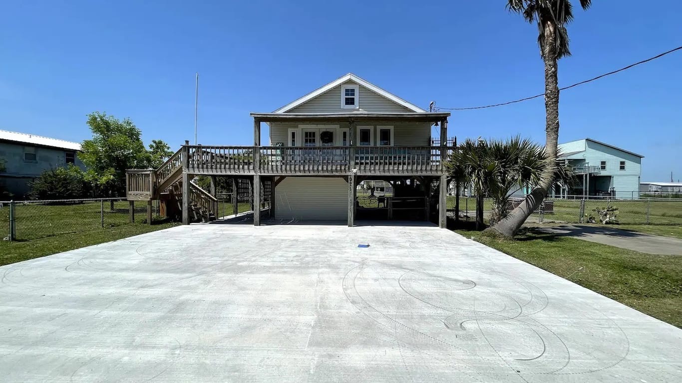 Crystal Beach 2-story, 3-bed 971 Gulfview Drive-idx