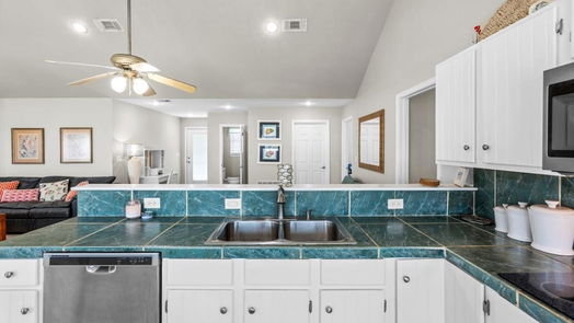 Crystal Beach 1-story, 3-bed 970 Gulfview Drive-idx