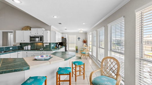 Crystal Beach 1-story, 3-bed 970 Gulfview Drive-idx