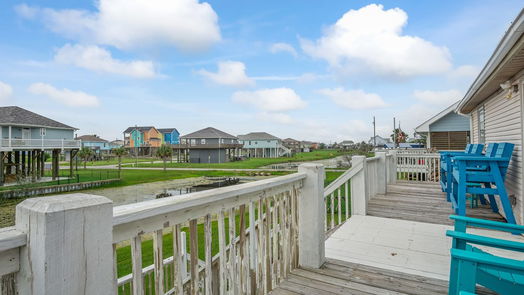 Crystal Beach 2-story, 3-bed 1984 Matt Drive-idx