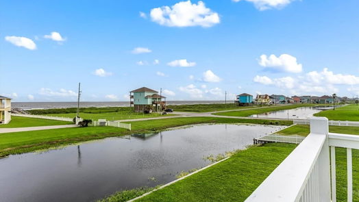 Crystal Beach 2-story, 4-bed 3212 Sea Castle Drive-idx