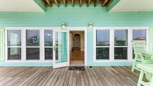 Crystal Beach 2-story, 4-bed 3212 Sea Castle Drive-idx