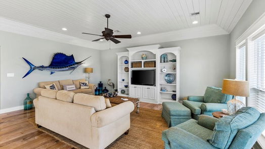 Crystal Beach 2-story, 4-bed 3212 Sea Castle Drive-idx