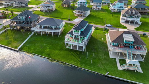 Crystal Beach 2-story, 4-bed 3212 Sea Castle Drive-idx