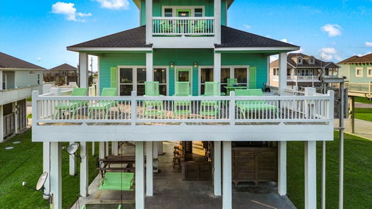 Crystal Beach 2-story, 4-bed 3212 Sea Castle Drive-idx
