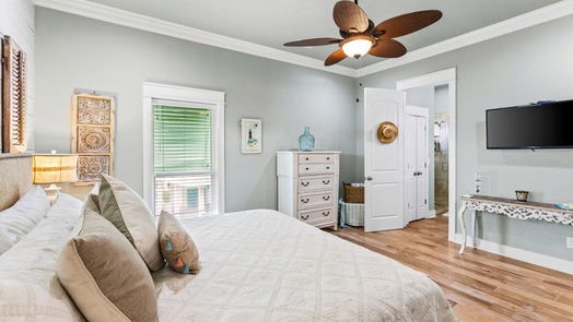 Crystal Beach 2-story, 4-bed 3212 Sea Castle Drive-idx