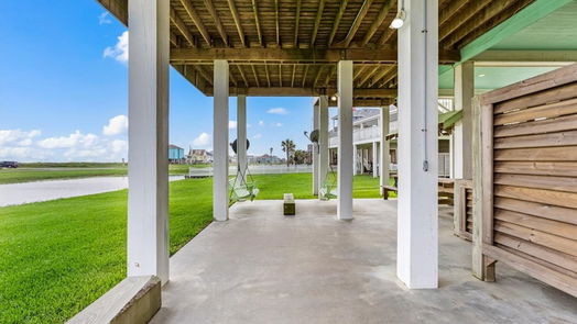 Crystal Beach 2-story, 4-bed 3212 Sea Castle Drive-idx