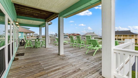 Crystal Beach 2-story, 4-bed 3212 Sea Castle Drive-idx