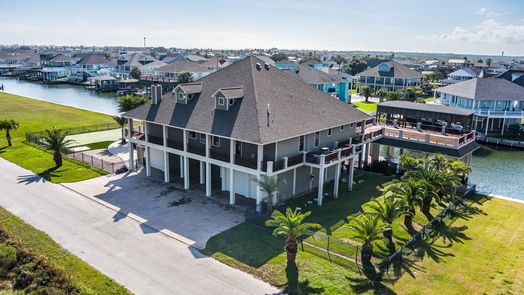 Crystal Beach 2-story, 5-bed 1245 Lagoon Drive-idx