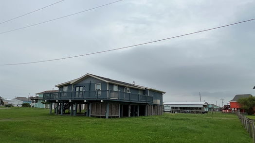 Crystal Beach null-story, 4-bed 989 Alberdie Drive-idx