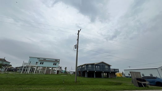 Crystal Beach null-story, 4-bed 989 Alberdie Drive-idx