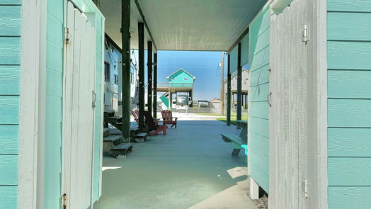 Crystal Beach null-story, null-bed 887 S East Road-idx