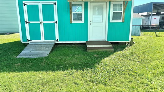 Crystal Beach null-story, null-bed 887 S East Road-idx