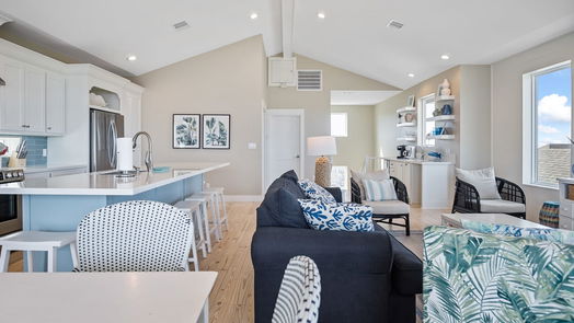 Crystal Beach 2-story, 4-bed 1136 Blue Water Drive-idx