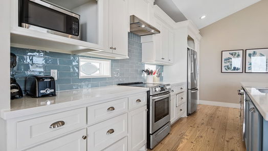 Crystal Beach 2-story, 4-bed 1136 Blue Water Drive-idx