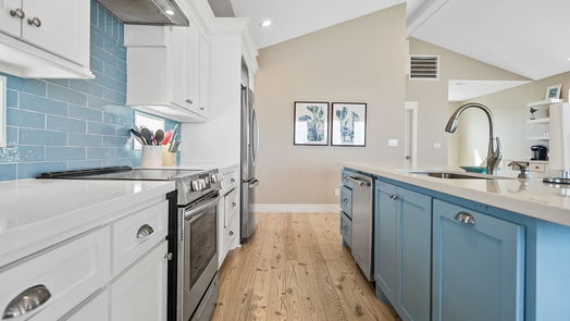 Crystal Beach 2-story, 4-bed 1136 Blue Water Drive-idx