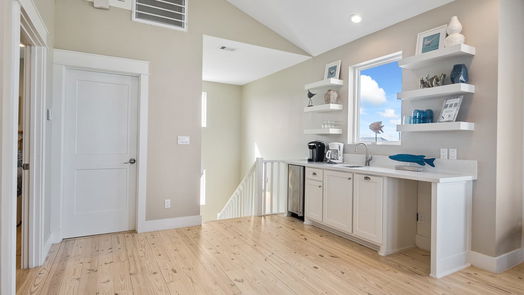 Crystal Beach 2-story, 4-bed 1136 Blue Water Drive-idx