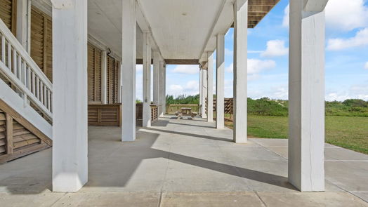 Crystal Beach 2-story, 4-bed 1136 Blue Water Drive-idx