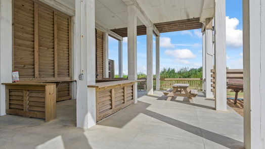 Crystal Beach 2-story, 4-bed 1136 Blue Water Drive-idx