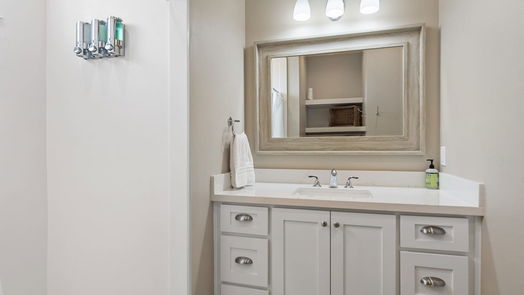 Crystal Beach 2-story, 4-bed 1136 Blue Water Drive-idx