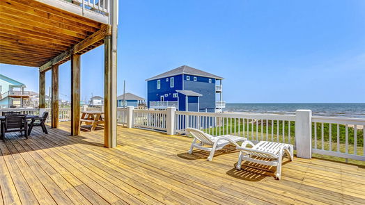 Crystal Beach 2-story, 3-bed 2432 Sand Drift Lane-idx