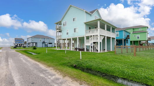 Crystal Beach 2-story, 4-bed 819 Eastview-idx