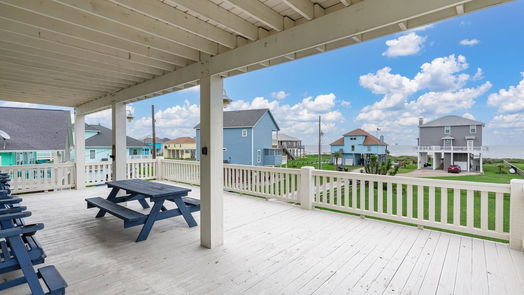 Crystal Beach 2-story, 4-bed 859 Brint Drive-idx