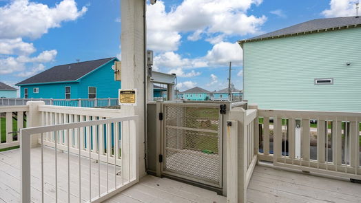 Crystal Beach 2-story, 4-bed 859 Brint Drive-idx