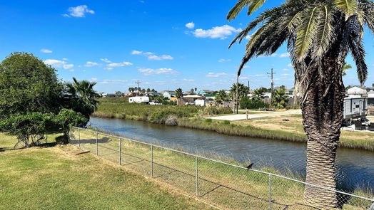 Crystal Beach 2-story, 3-bed 1168 N Tinkle LN-idx