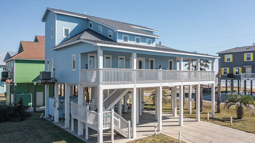 Crystal Beach 2-story, 3-bed 1325 Emerald Drive-idx