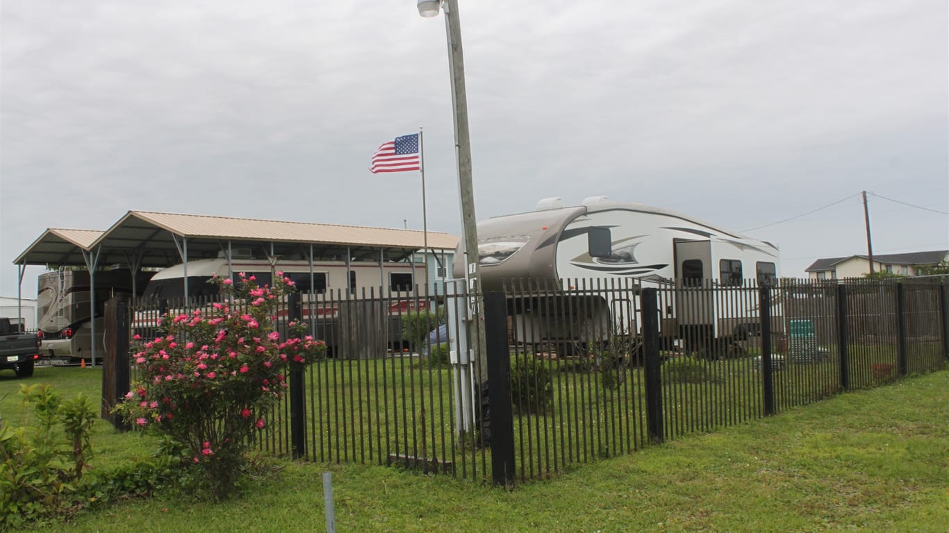 Bolivar Peninsula null-story, null-bed 1150 Canal E-idx