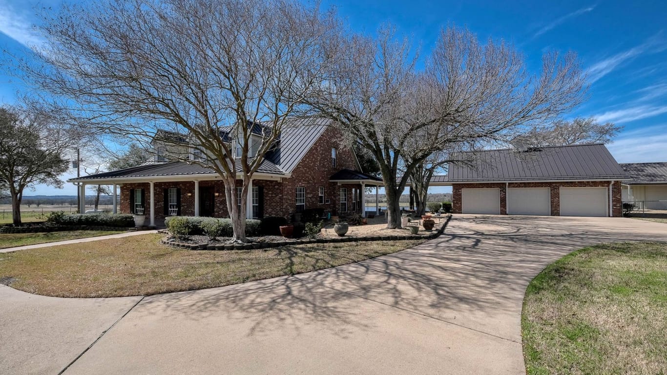 Anderson 2-story, 3-bed 1818 County Road 253-idx