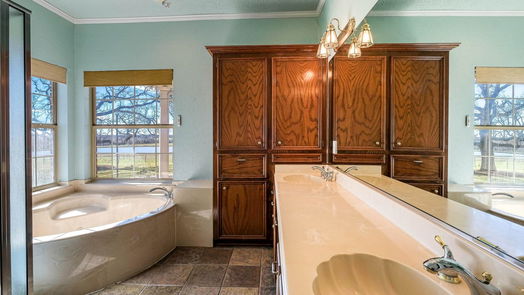 Anderson 2-story, 3-bed 1818 County Road 253-idx