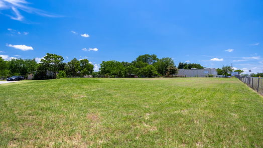 Brenham null-story, null-bed TBD Highway 105-idx