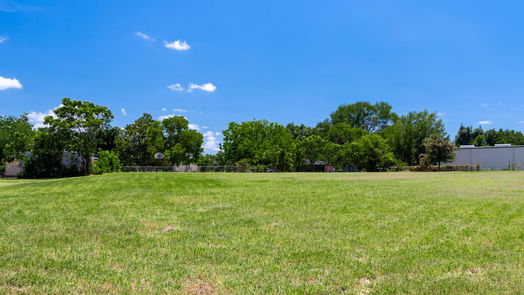 Brenham null-story, null-bed TBD Highway 105-idx